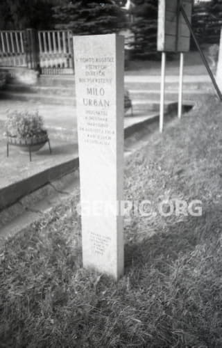 Pamätník Mila Urbana.