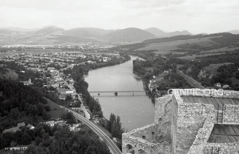 View from the Strecno Castle - Surrounding country.