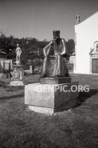 Holy Cross Roman Catholic Church - King Rastislav (statue).