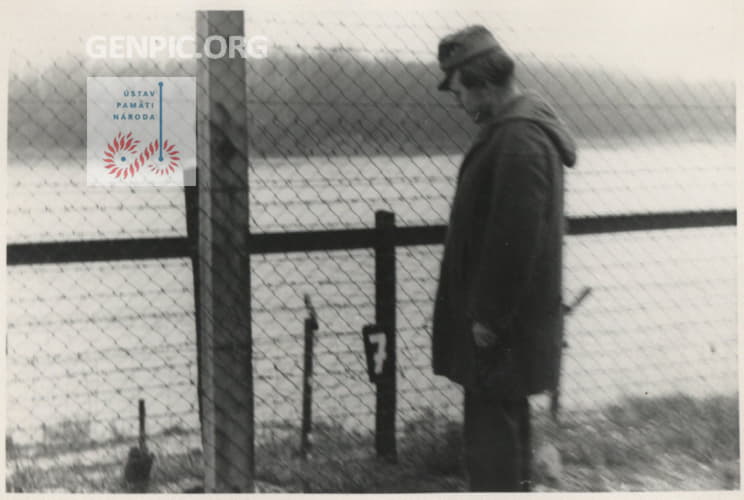 Investigation of an illegal attempt to cross the border between the Czechoslovak Socialist Republic and Austria.