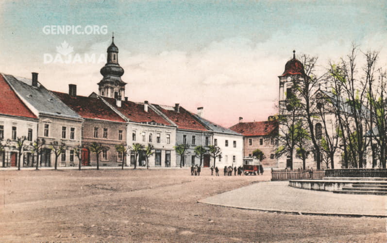 Námestie baníkov Square (Miners' Square).