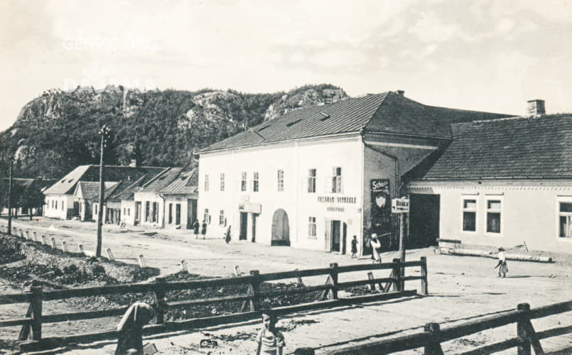 Village centre. St. Florian Square.