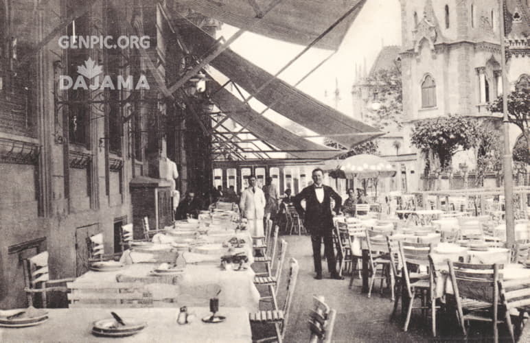 Restaurant in front of Hotel Europe near Jakab's palace (Jakabov palac).