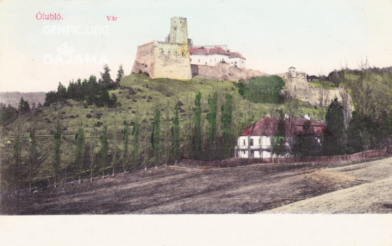 Lubovna castle from the south.