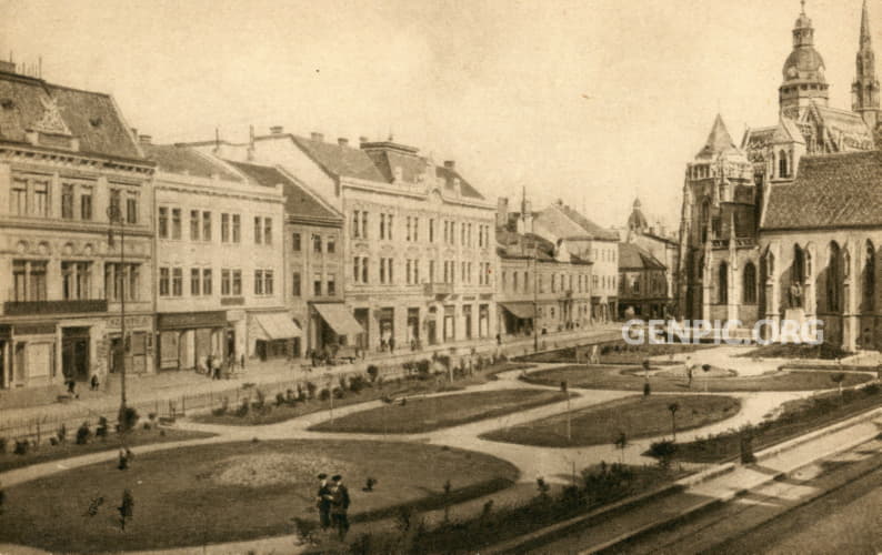 Hlavne namestie - Main square.