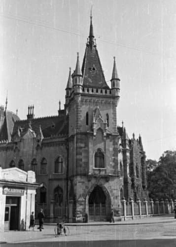 Jakabov palác.