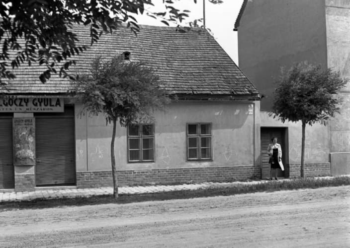 Gombaiho ulica Street.