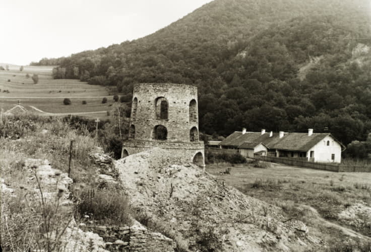 Zvyšky železiarní.