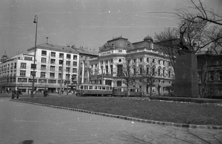 Slovak National Theatre - historical building. The Victory - Monument to the liberation of Bratislava by the Red Army.
