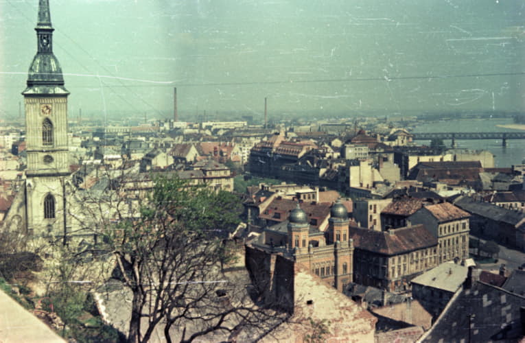 Panoráma mesta z Bratislavského hradu.