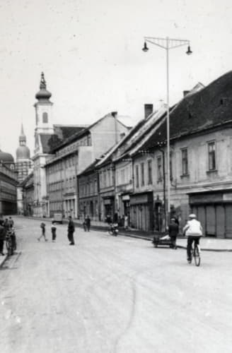 Pouličný ruch.
