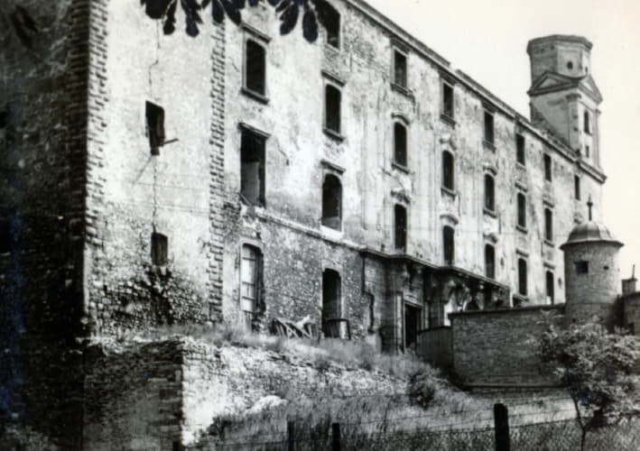 Bratislavský hrad pred rekonštrukciou.