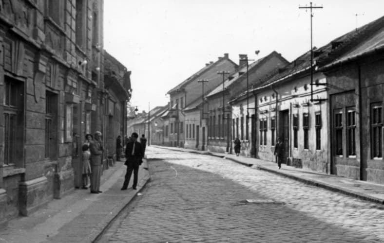 Street bustle. Valchovnicka ulica Street.