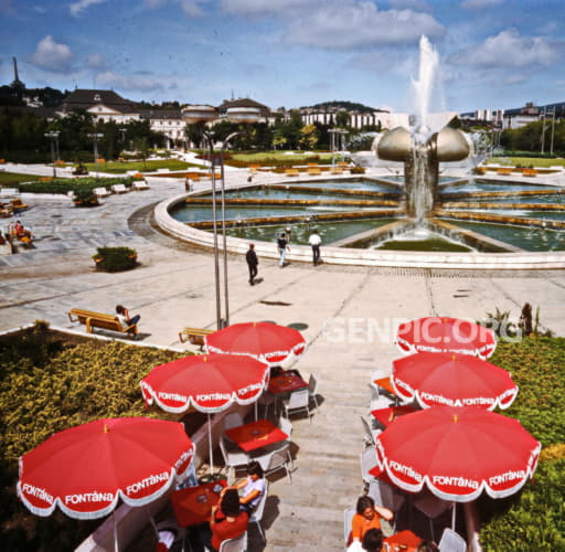 The fountain Druzba.