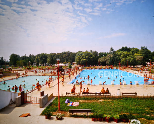 Thermal swimming pool Strand.