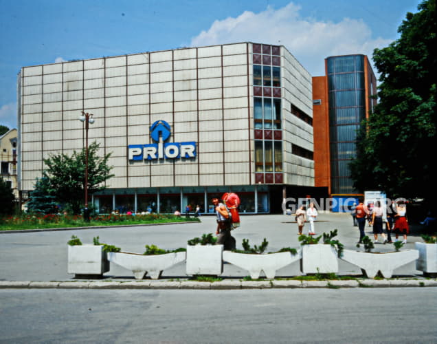 Shopping center Prior.