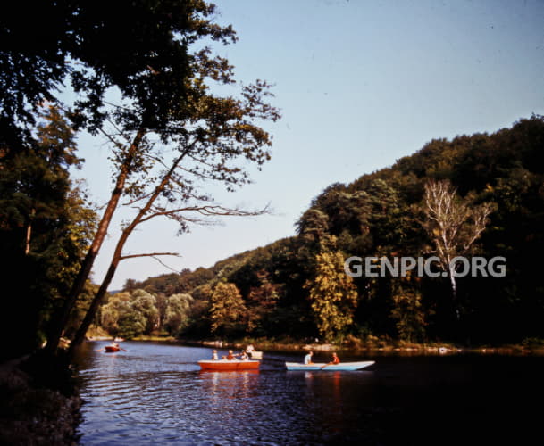 Zelezna studnicka - Boating on the Pond.