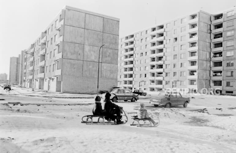 Playing children - Sledging on the Dolne hony residential area.