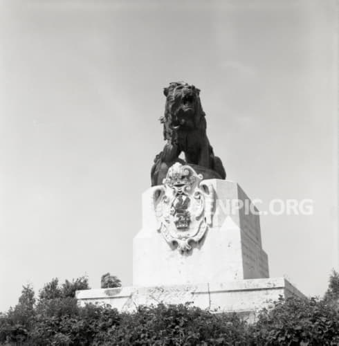 Pomník víťaznej bitky nad tureckým vojskom - Veľkovozokanský lev.