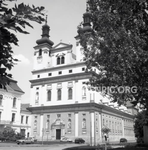 Katedrála svätého Jána Krstiteľa (Univerzitný kostol).