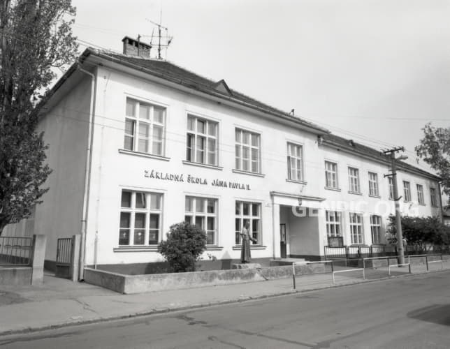 Základná škola s materskou školou sv. Jána Pavla II.