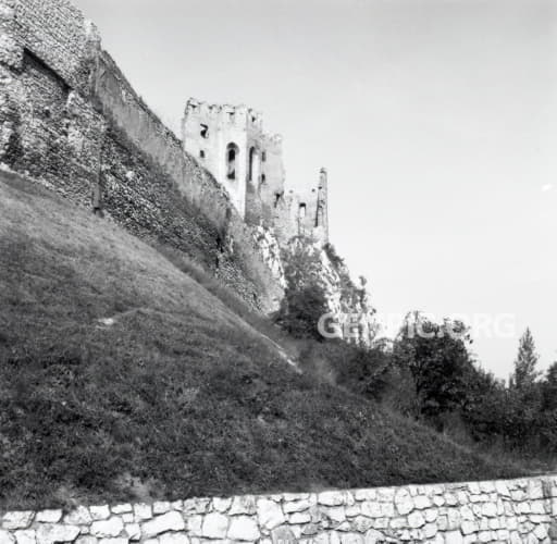 Beckov Castle.