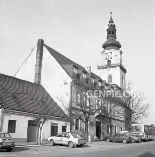 Roman Catholic Church of Saint Stephen the King.