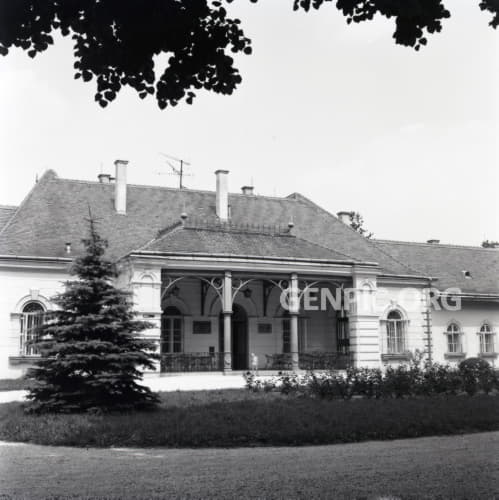 Manor house in Kocovce.