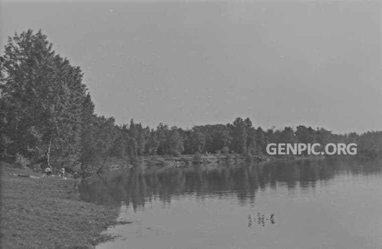 Jazero Bagrovka.
